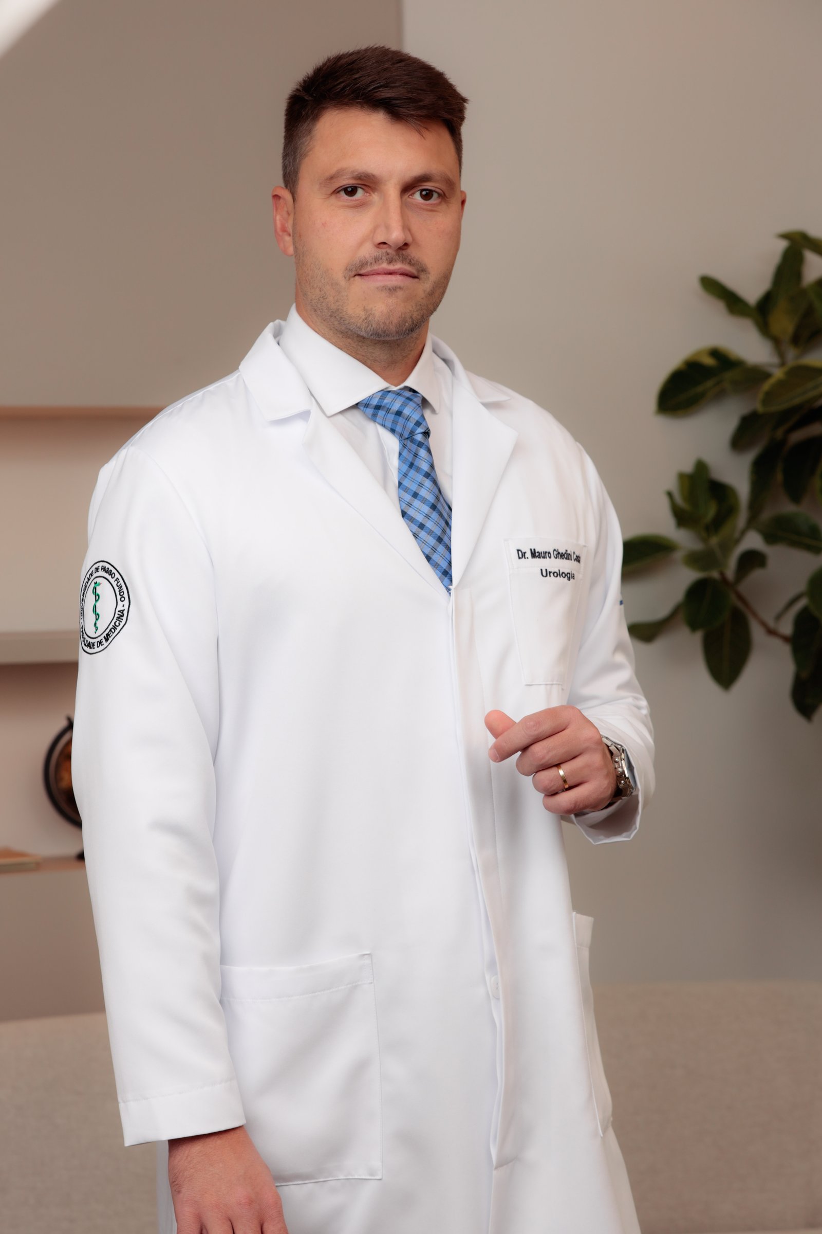 Dr. Mauro Ghedini Costa, urologista
